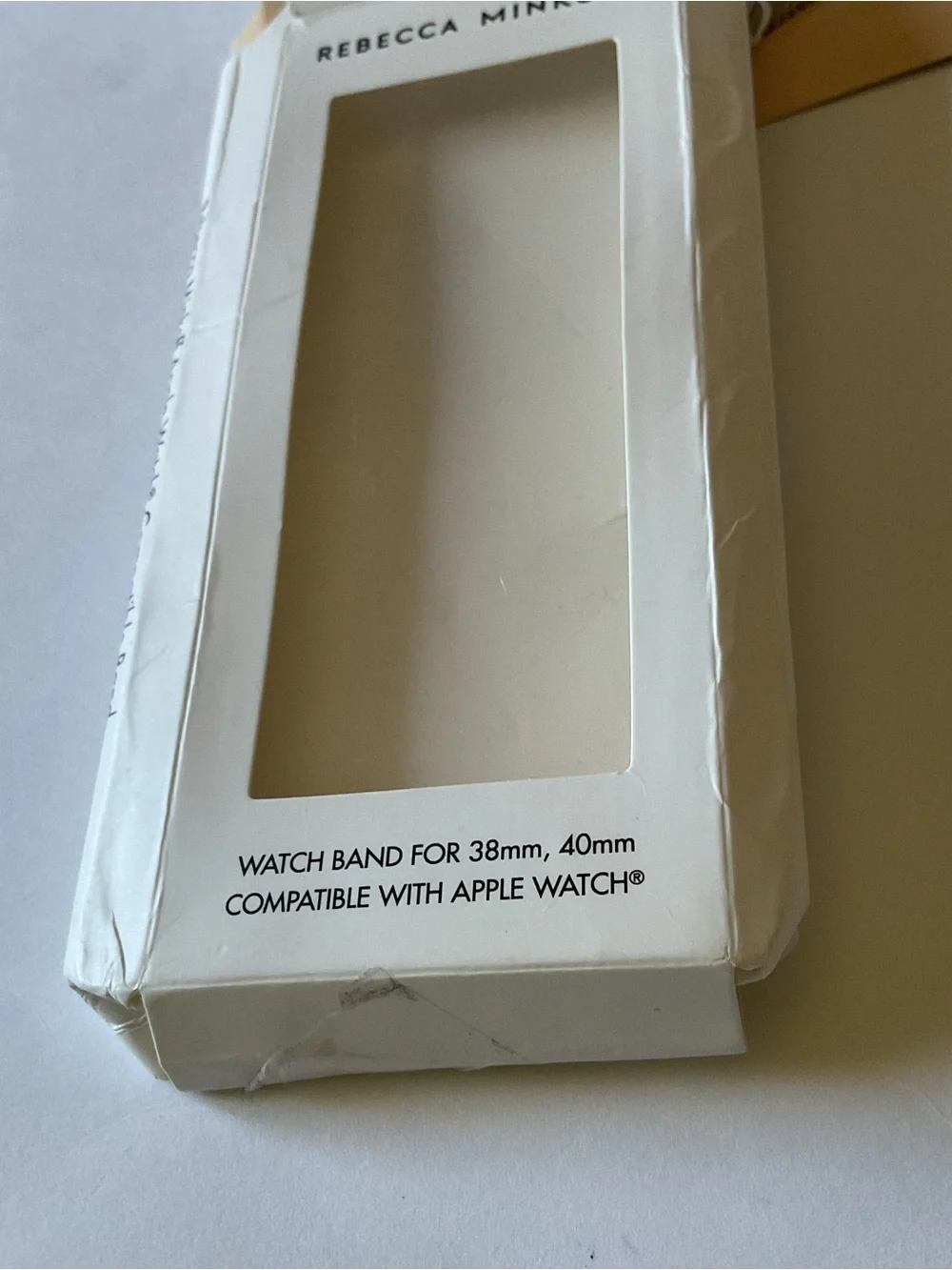 REBECCA MINKOFF WOMENS APPLE WATCH BAND SILVER METAL MESH WITH HEART DETAIL NWT